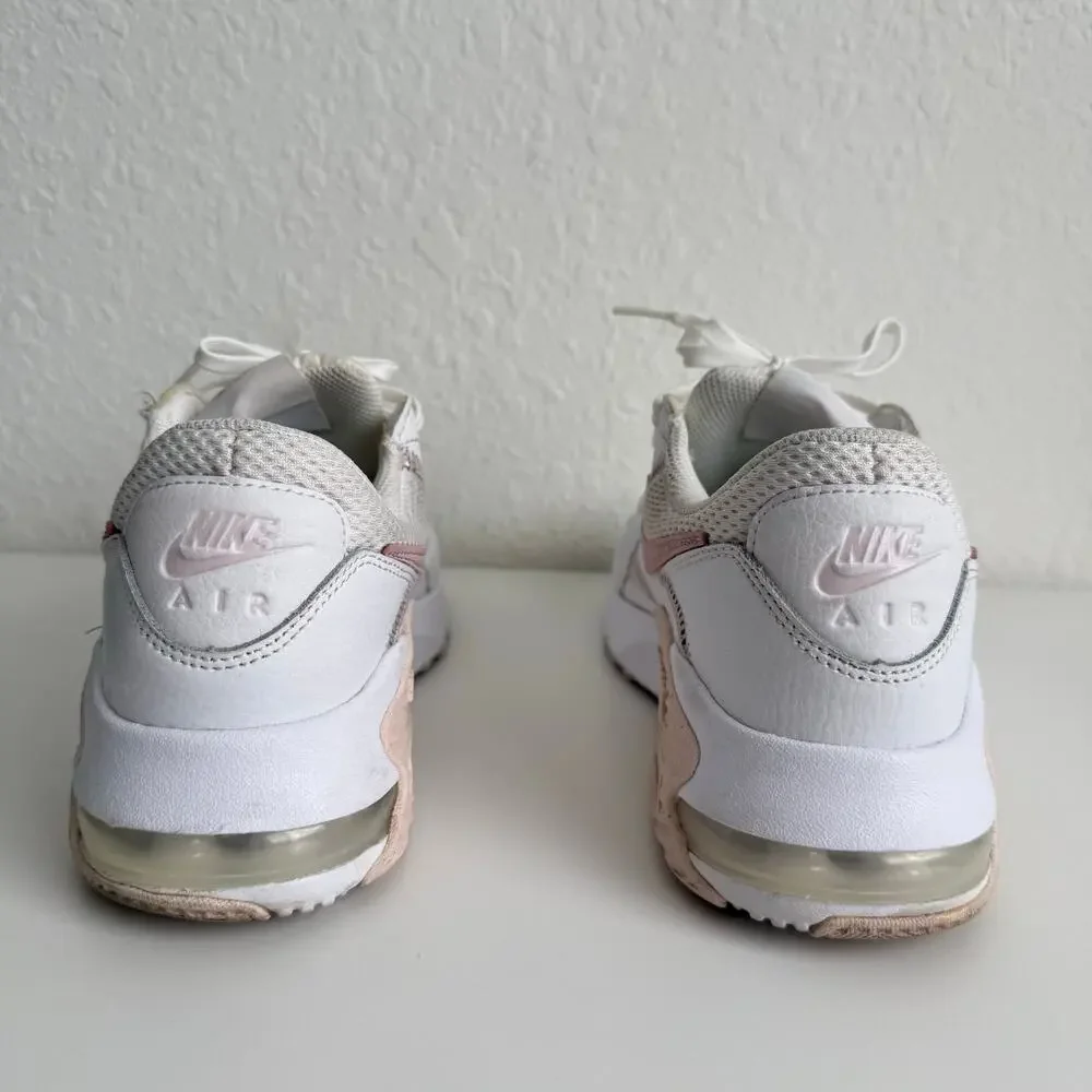 Nike White and Light Pink Air Max Women's Athletic Shoes